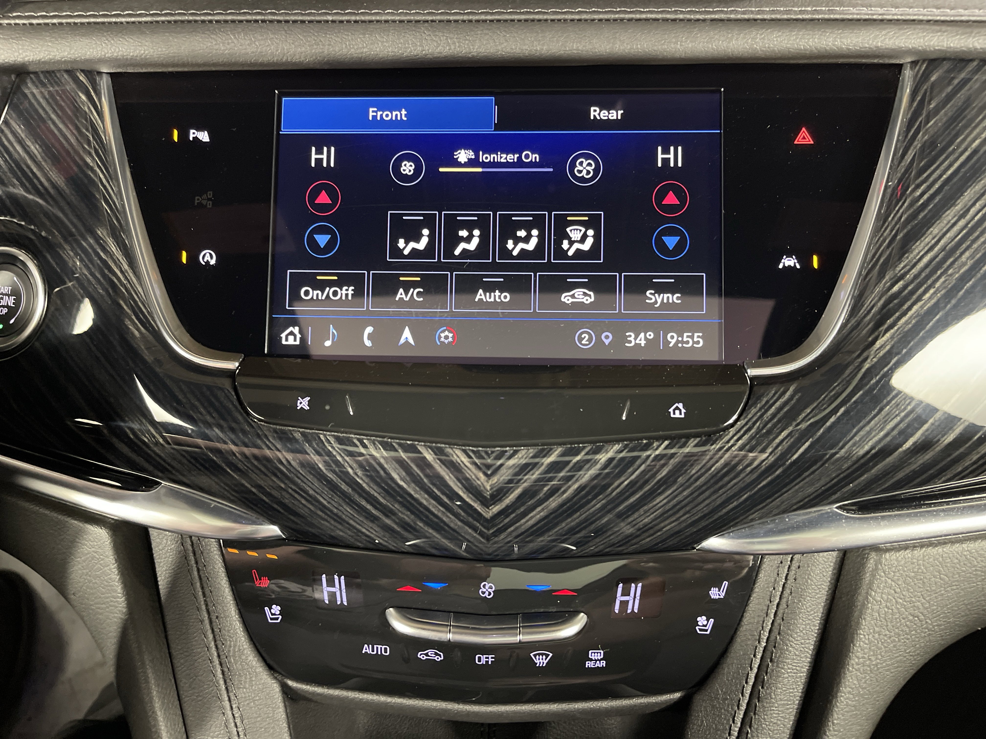 Used 2025 Cadillac XT6 Premium Luxury image 26