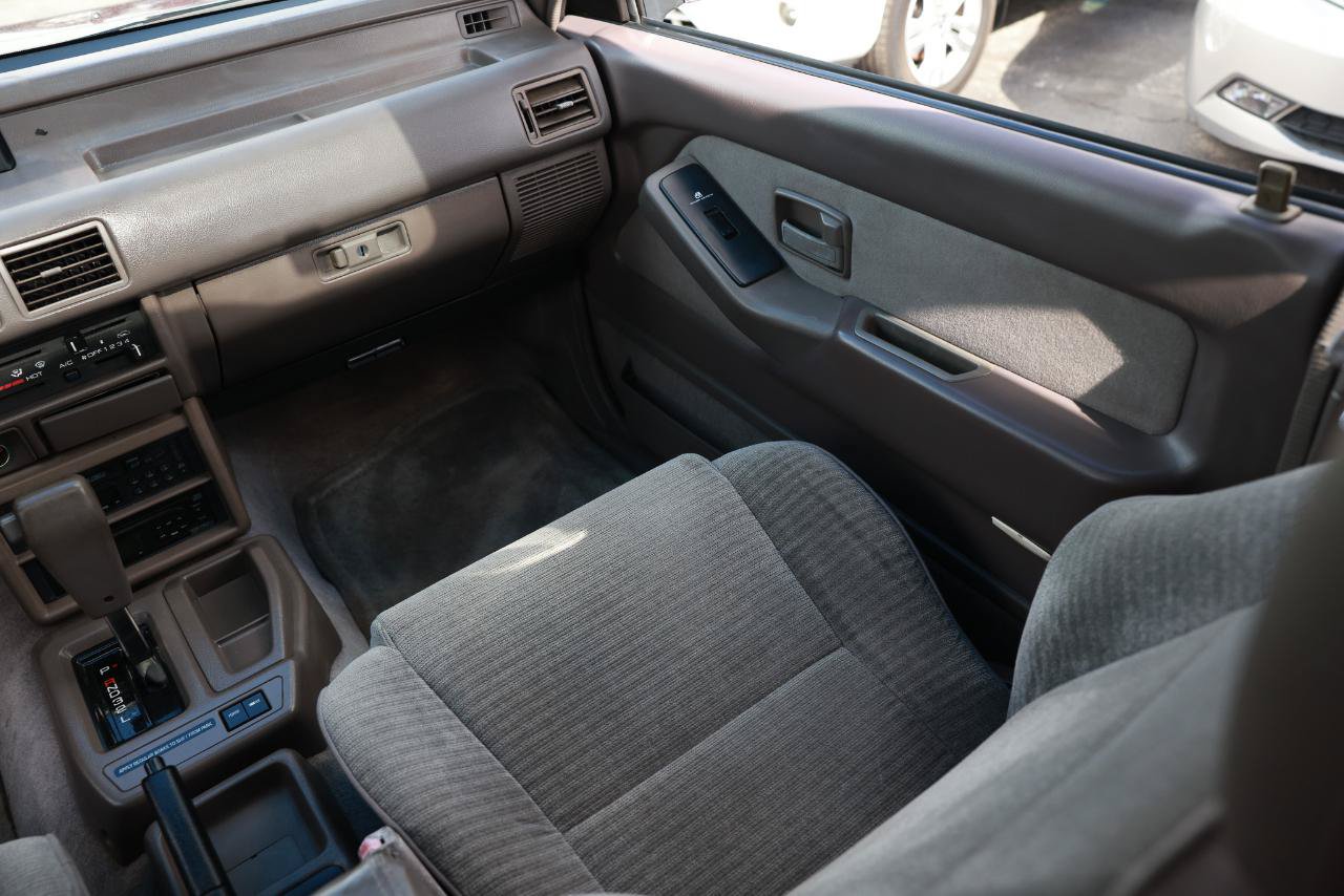 Used 1994 Isuzu Rodeo LS RWD image 23