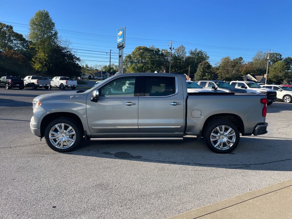 Used 2024 Chevrolet Silverado 1500 High Country w/ Technology Package image 5