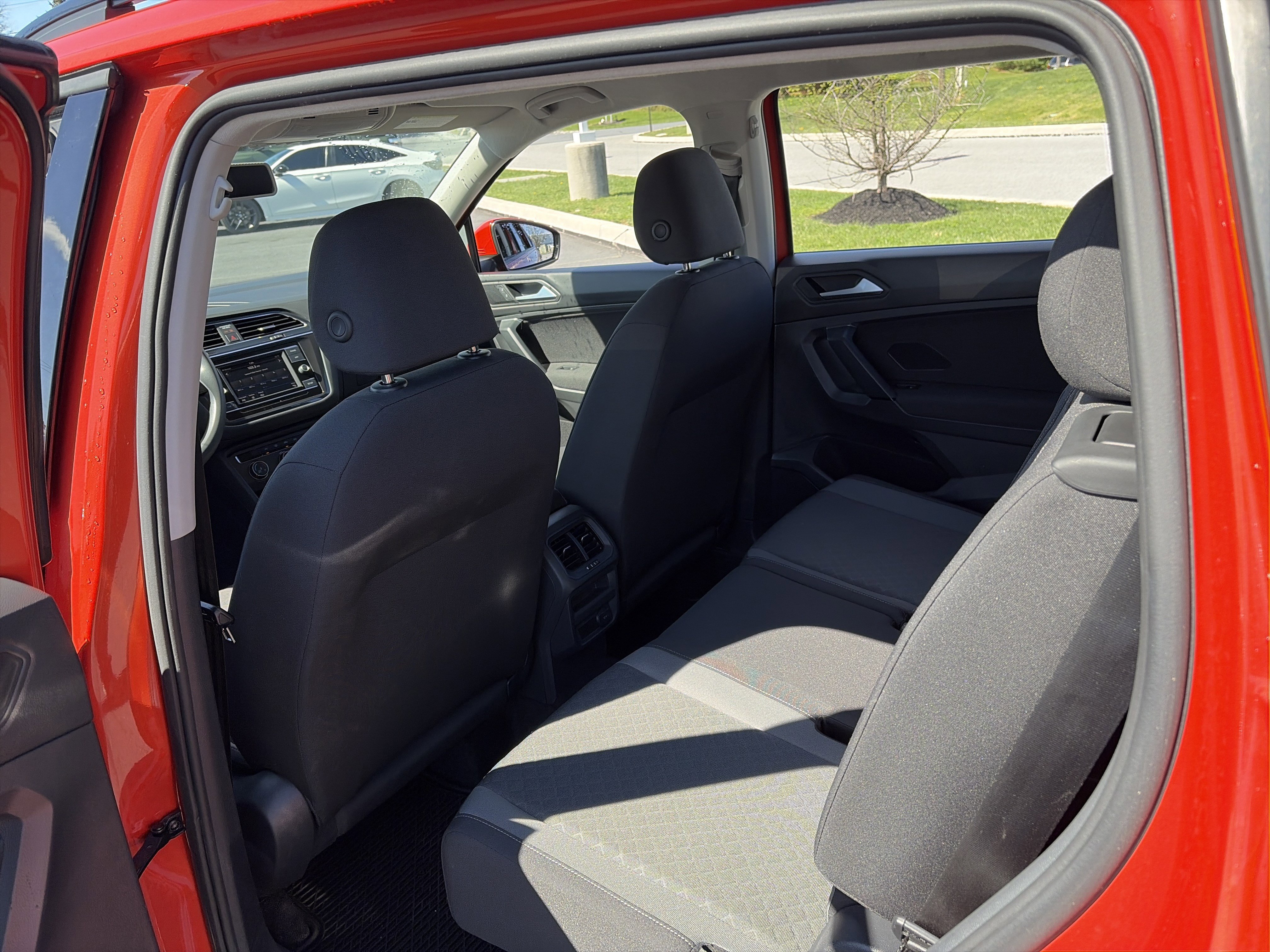 Used 2019 Volkswagen Tiguan S w/ 3rd Row Seat Package image 20