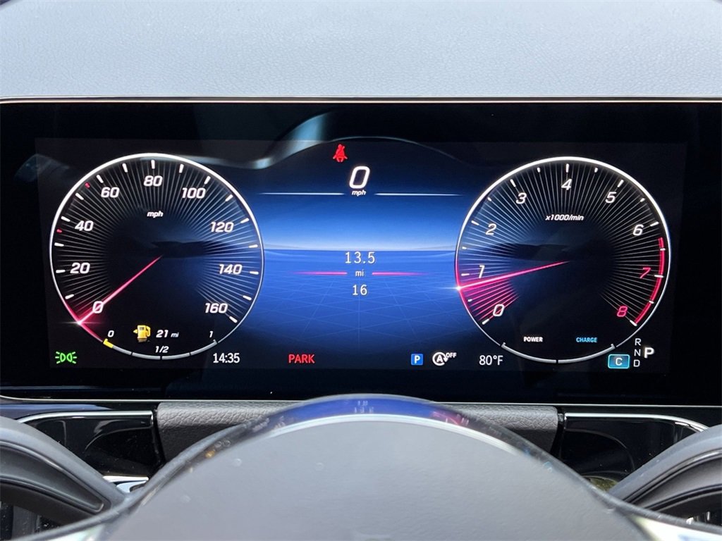 Certified 2025 Mercedes-Benz GLA 250 4MATIC image 15