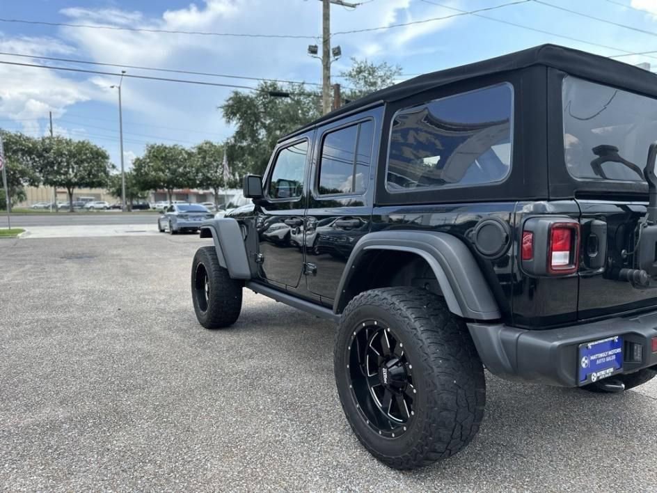 Used 2023 Jeep Wrangler Willys image 4