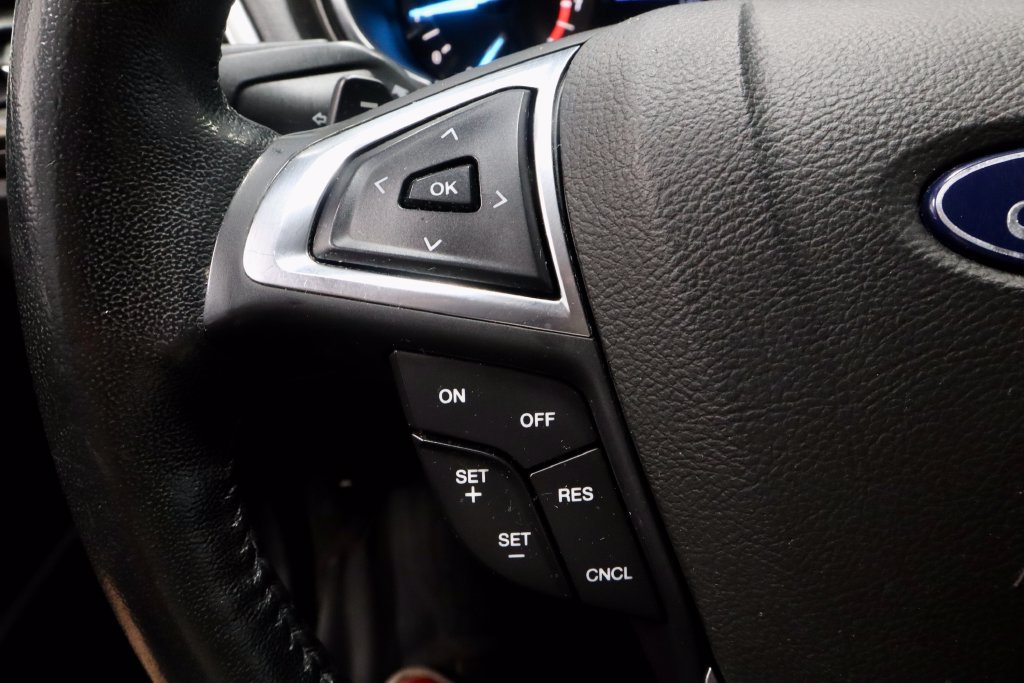 Used 2018 Ford Fusion SE FWD image 27