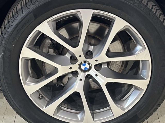 Used 2019 BMW X5 xDrive40i w/ Executive Package AWD/4WD image 15