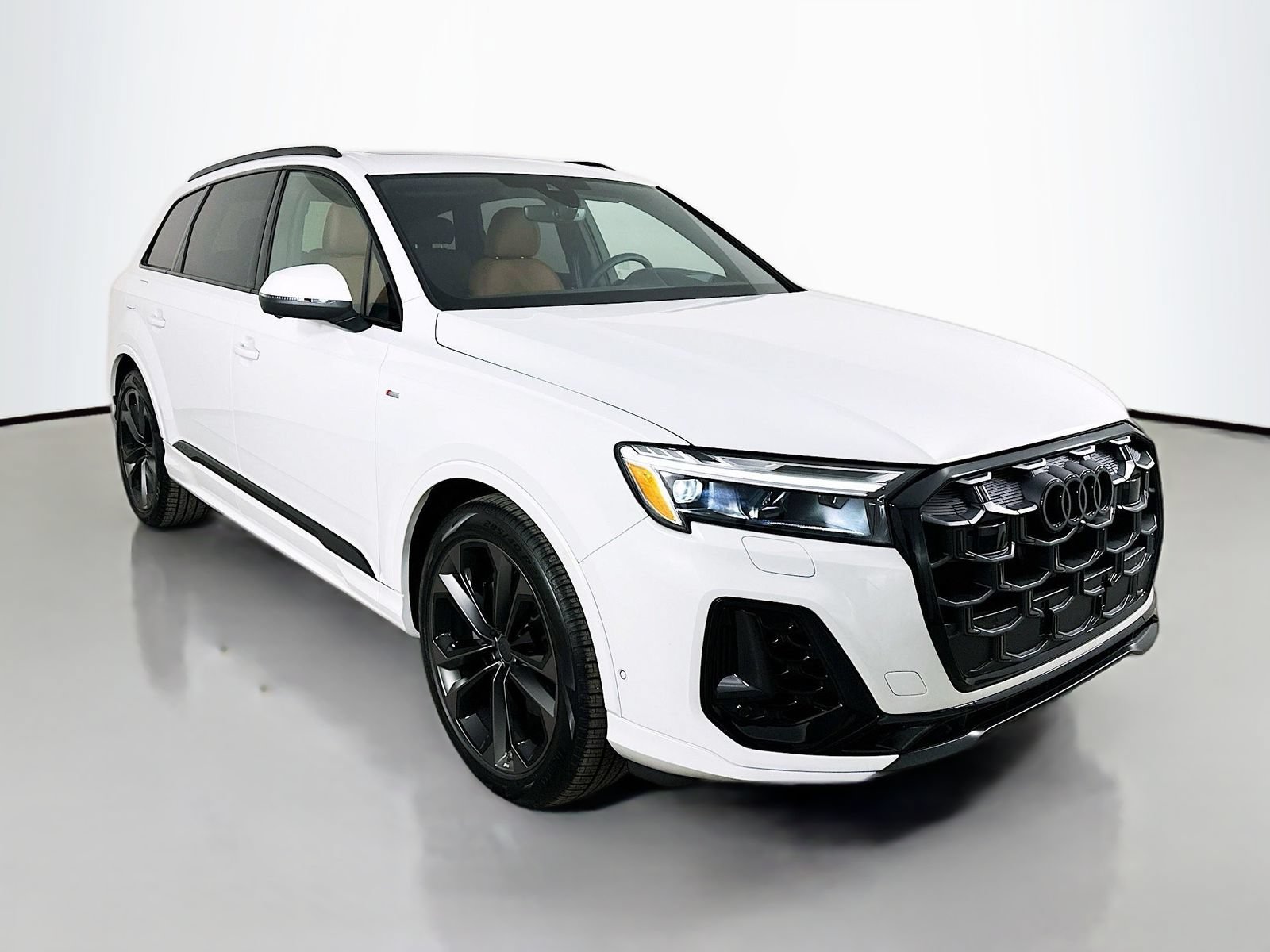 New 2026 Audi Q7 3.0T Prestige AWD/4WD image 3