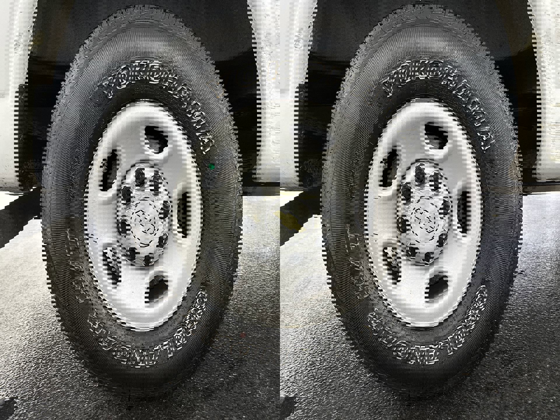 Used 2022 Chevrolet Express 2500 w/ Driver Convenience Package image 14