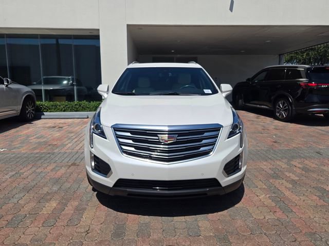 Used 2019 Cadillac XT5 Luxury FWD image 2