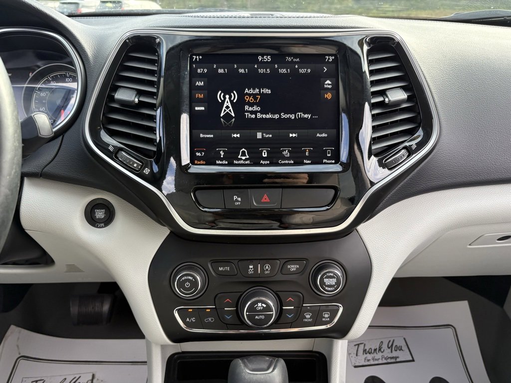 Used 2019 Jeep Cherokee Limited image 36