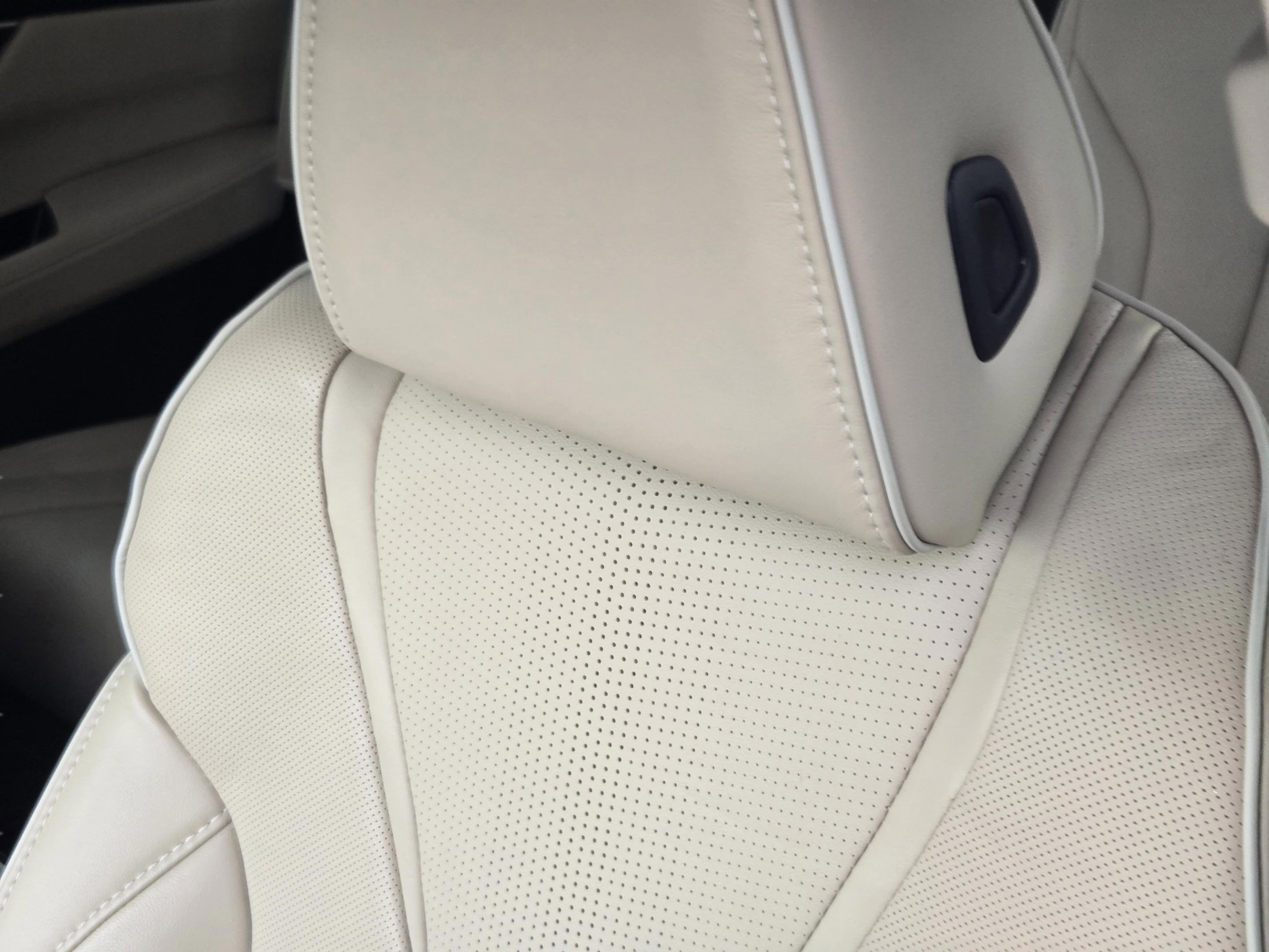 Certified 2023 Acura MDX SH-AWD w/ Advance Package image 21