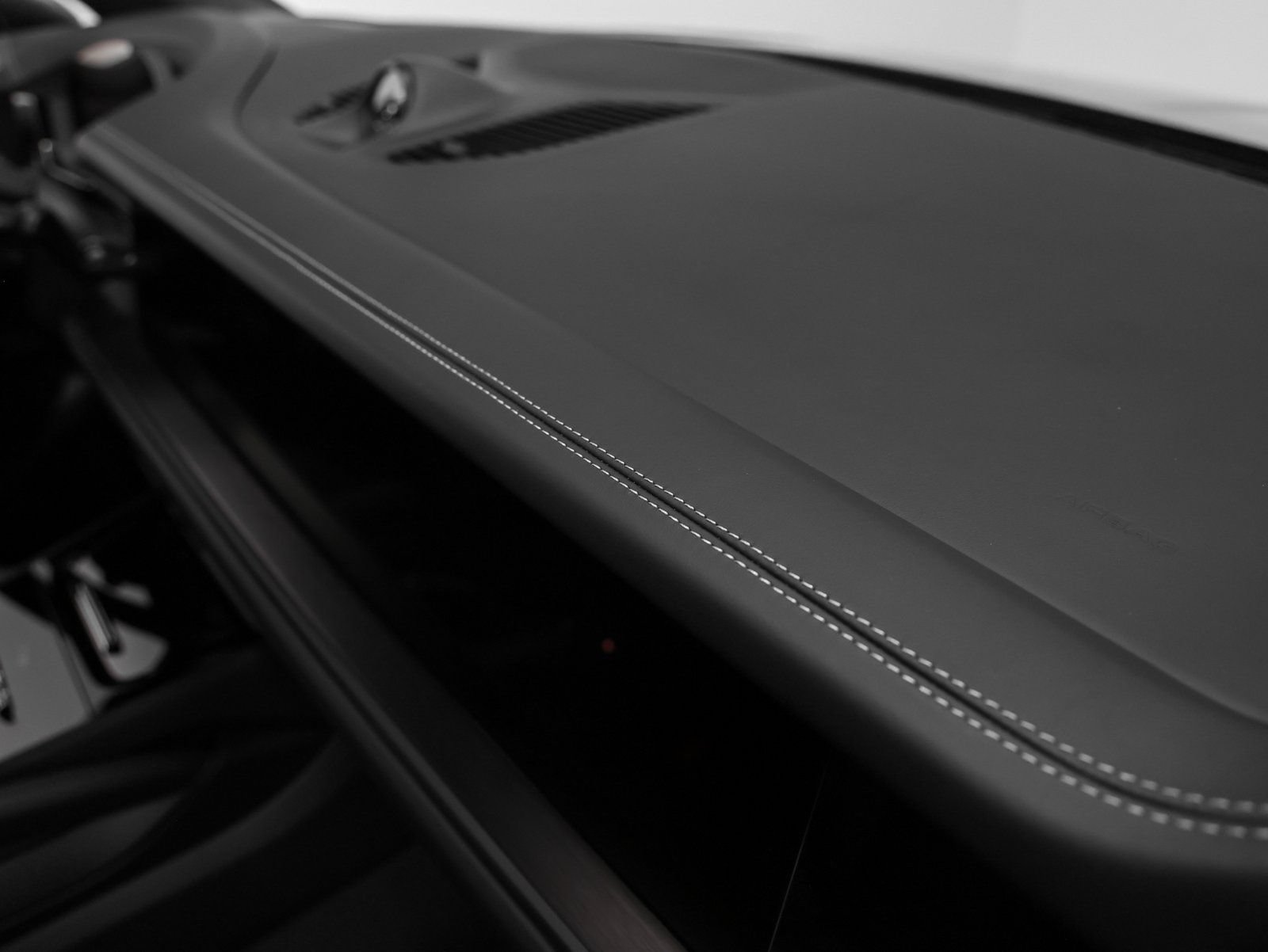 New 2026 Porsche Cayenne GTS AWD/4WD image 27
