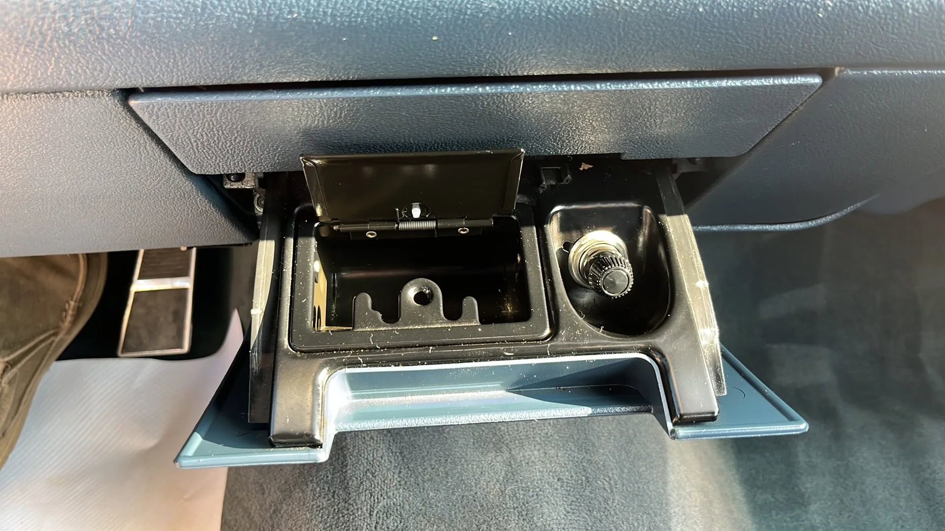 Used 1992 Buick Roadmaster Limited image 32