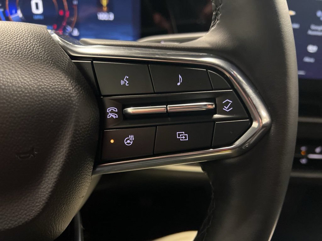 Certified 2025 Chevrolet Equinox LT AWD/4WD image 15