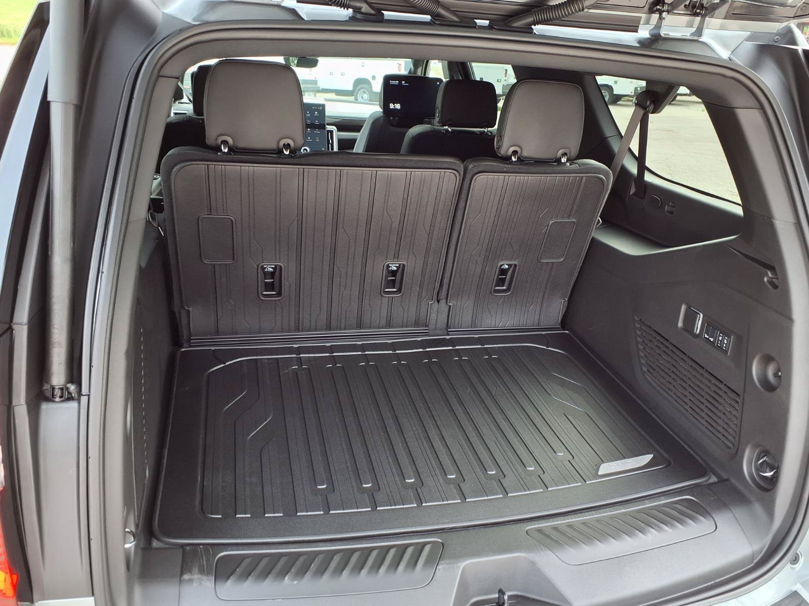 New 2027 GMC Yukon XL Elevation w/ Elevation Premium Package AWD/4WD image 23