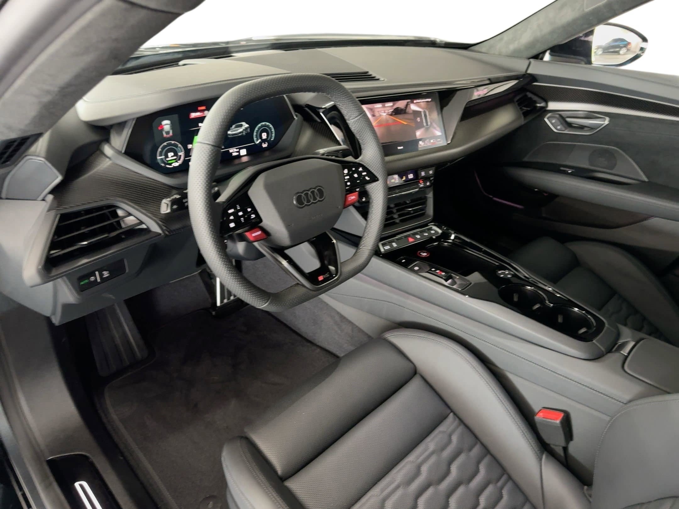 New 2026 Audi RS e-tron GT performance image 4