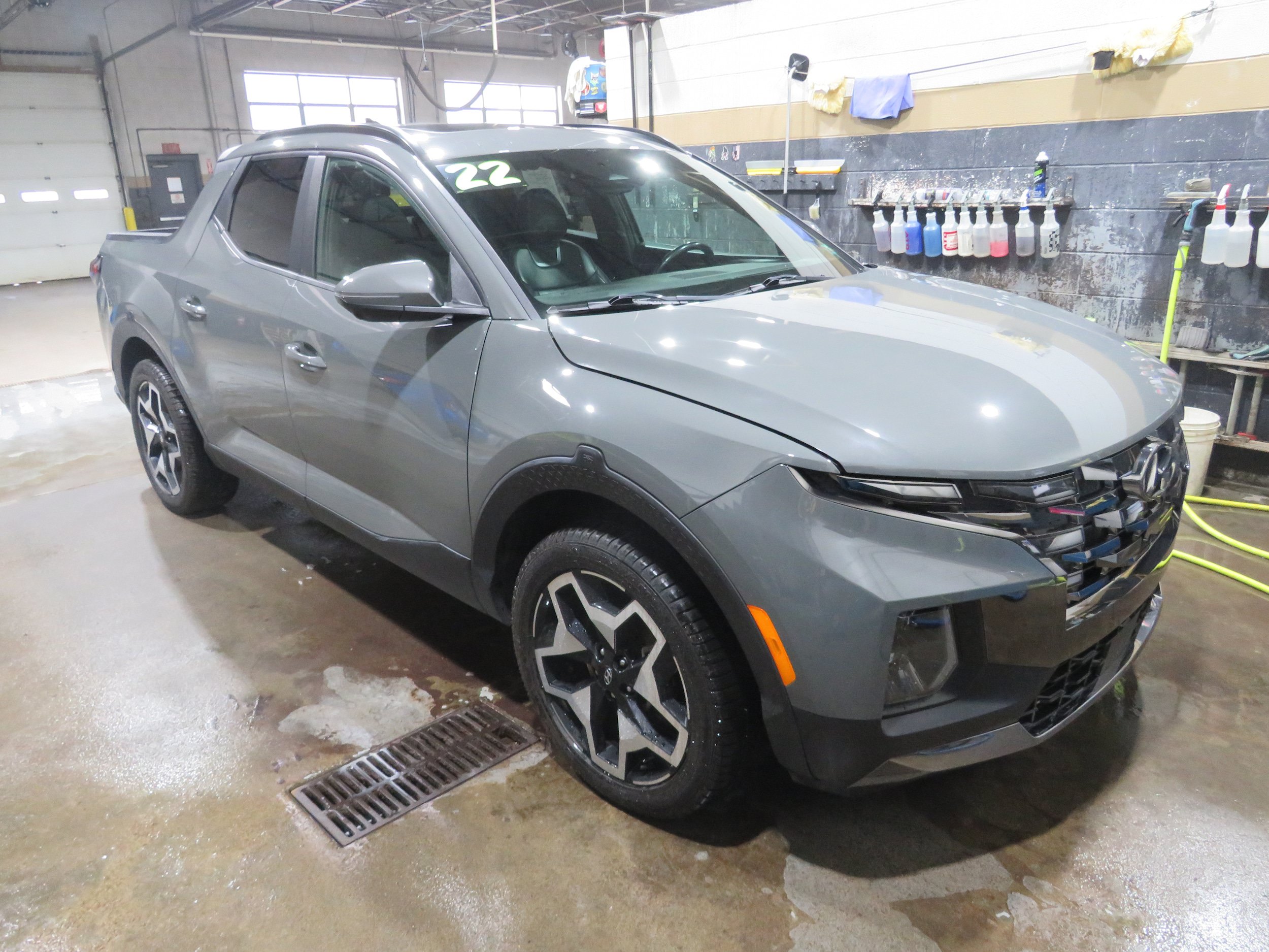 Used 2022 Hyundai Santa Cruz Limited AWD/4WD image 1