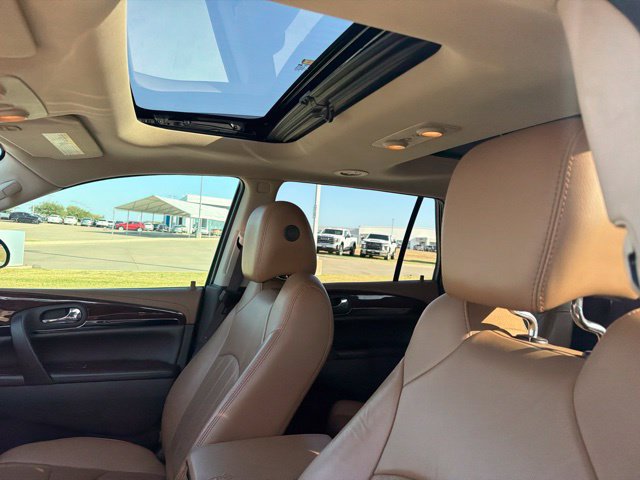 Used 2017 Buick Enclave Leather FWD image 13