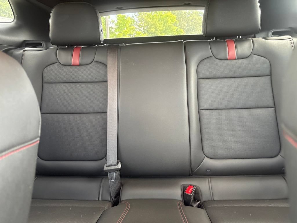 Used 2024 Chevrolet Trax RS FWD image 31
