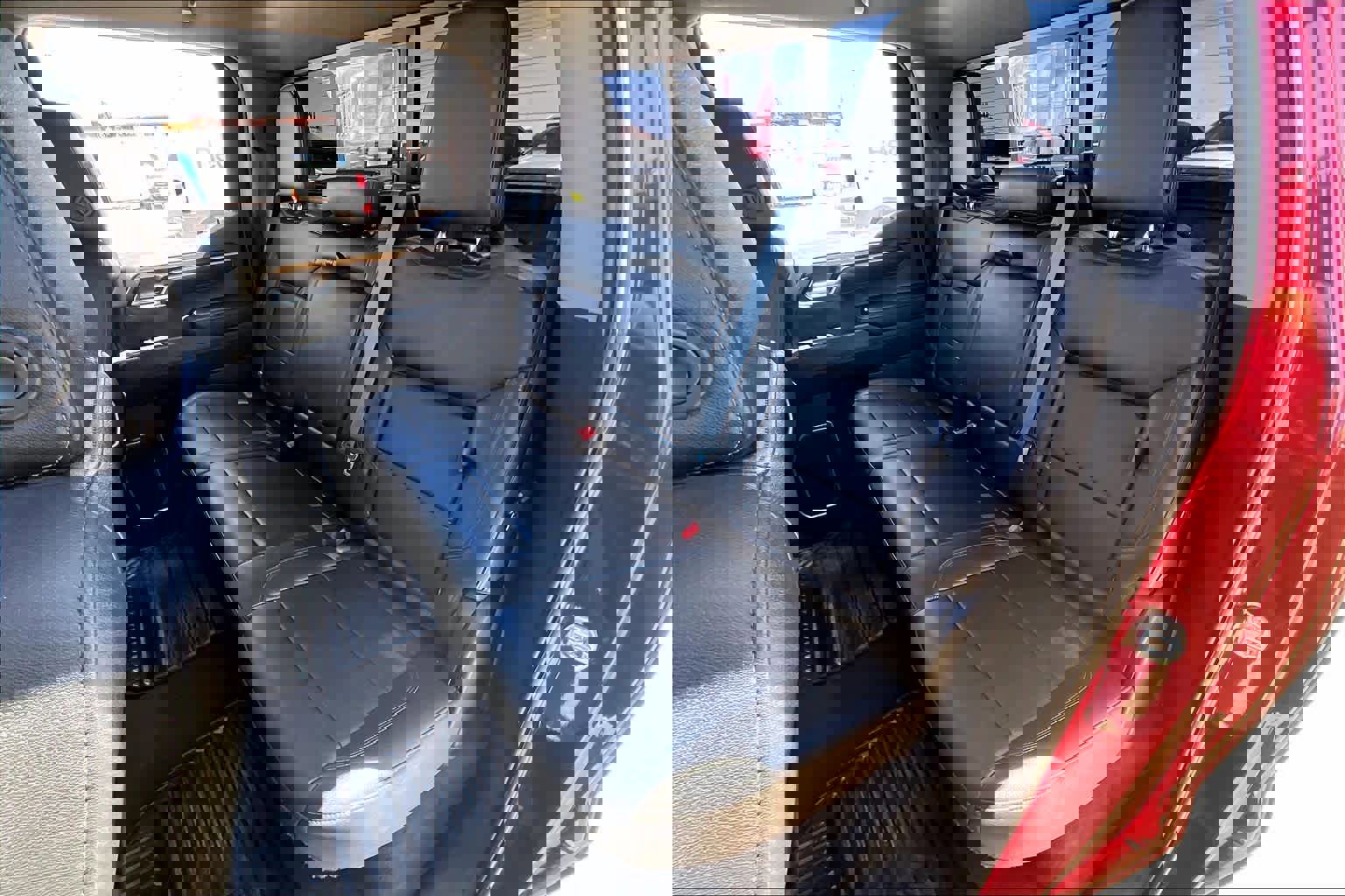 Used 2022 GMC Sierra 1500 Elevation w/ Elevation Premium Package AWD/4WD image 19