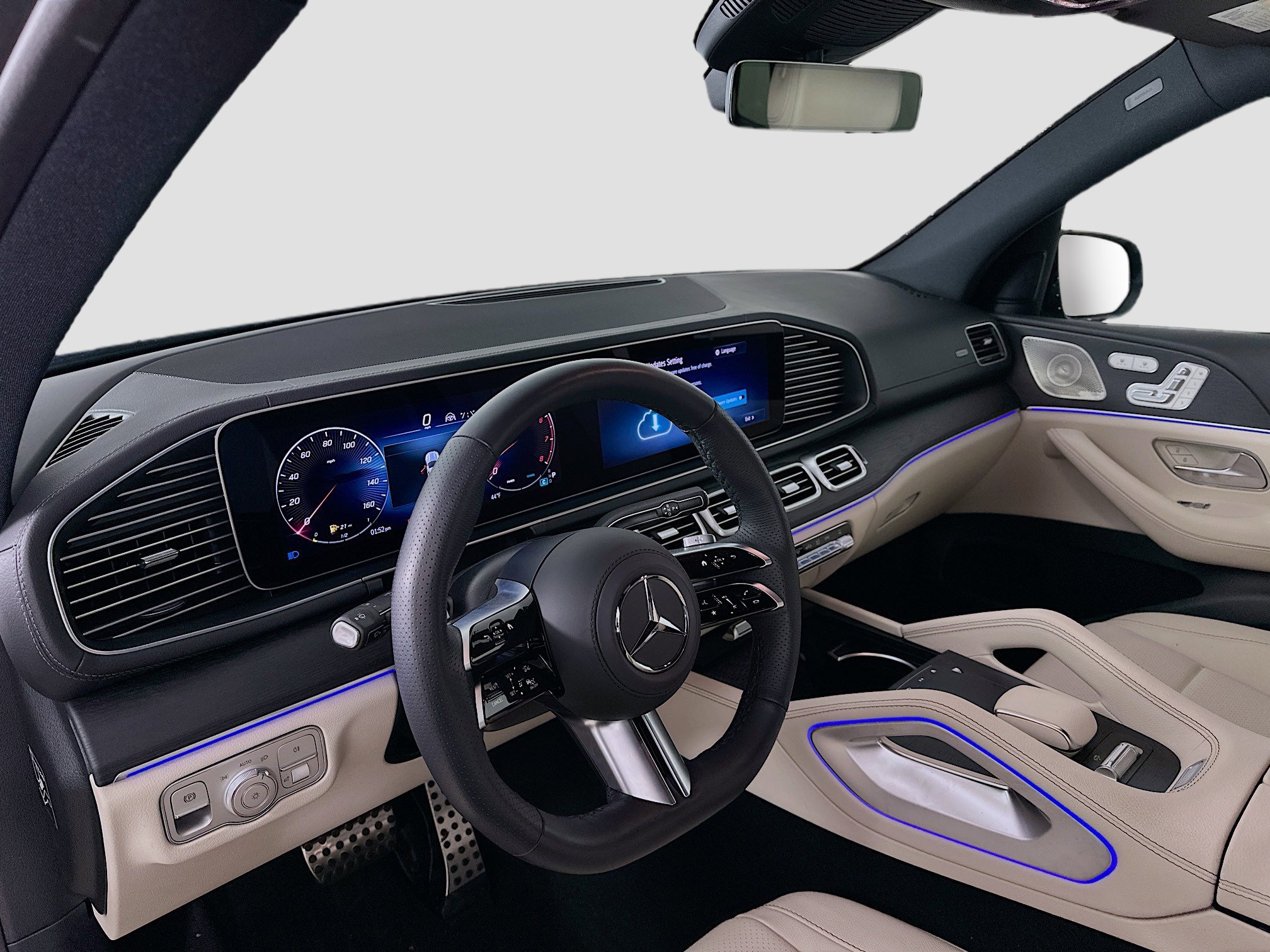 Certified 2025 Mercedes-Benz GLS 450 4MATIC image 9