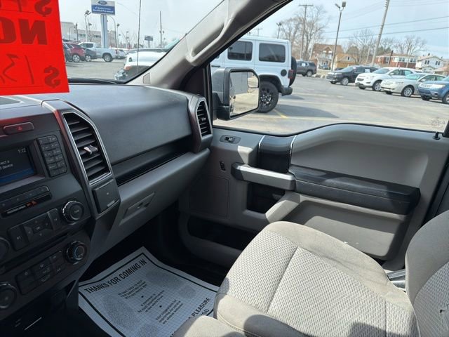 Used 2017 Ford F150 XLT AWD/4WD image 29