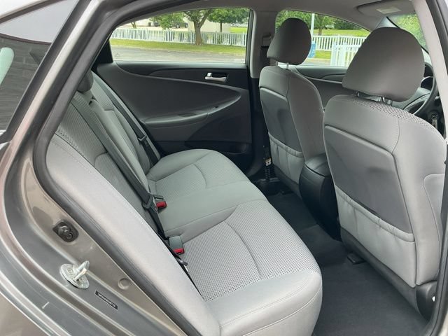 Used 2012 Hyundai Sonata GLS FWD image 20