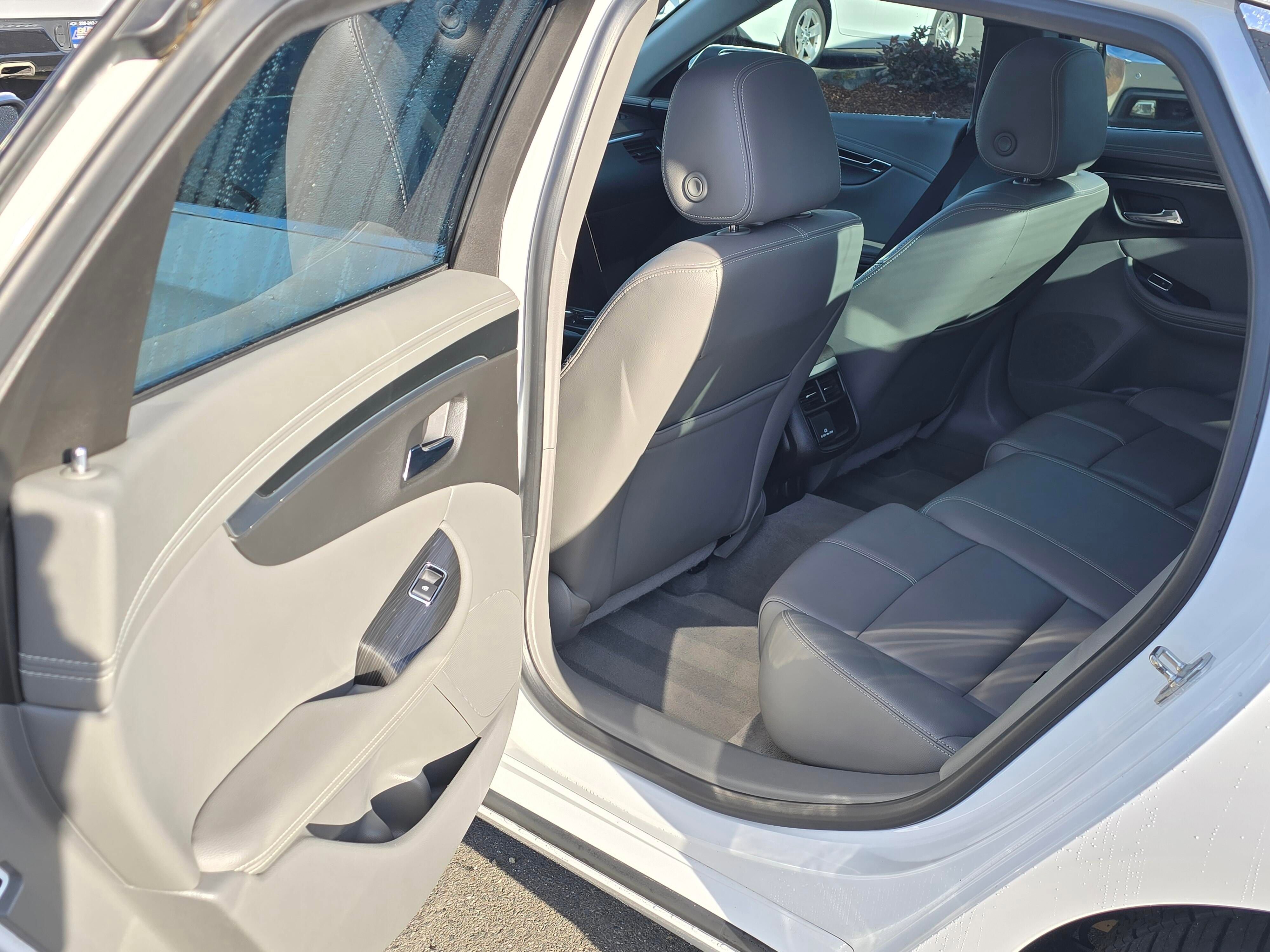 Used 2019 Chevrolet Impala LT image 30