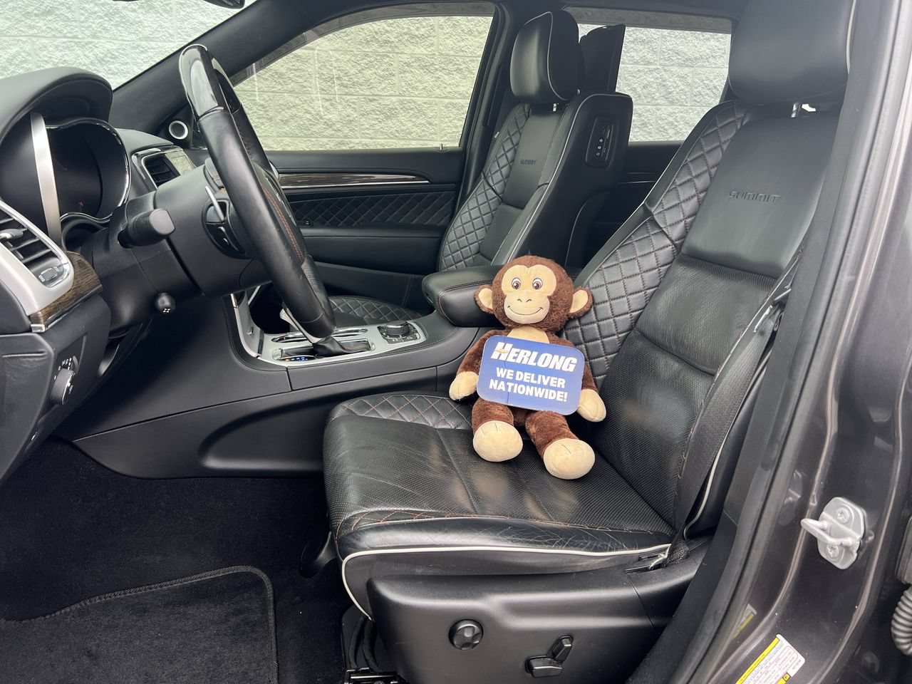 Used 2019 Jeep Grand Cherokee Summit AWD/4WD image 22