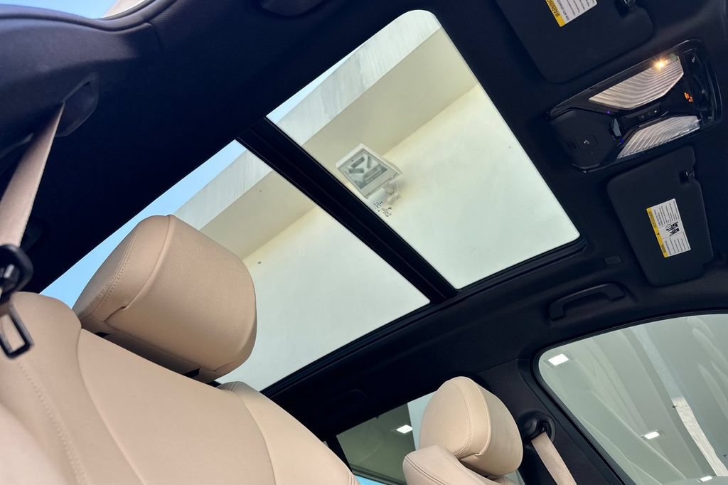 Used 2019 BMW X5 xDrive40i w/ Premium Package 2 AWD/4WD image 18