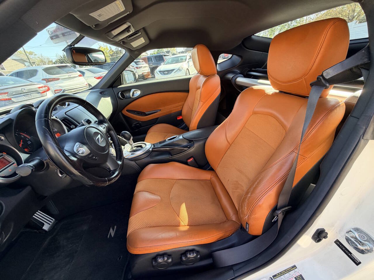 Used 2012 Nissan 370Z Touring RWD image 22