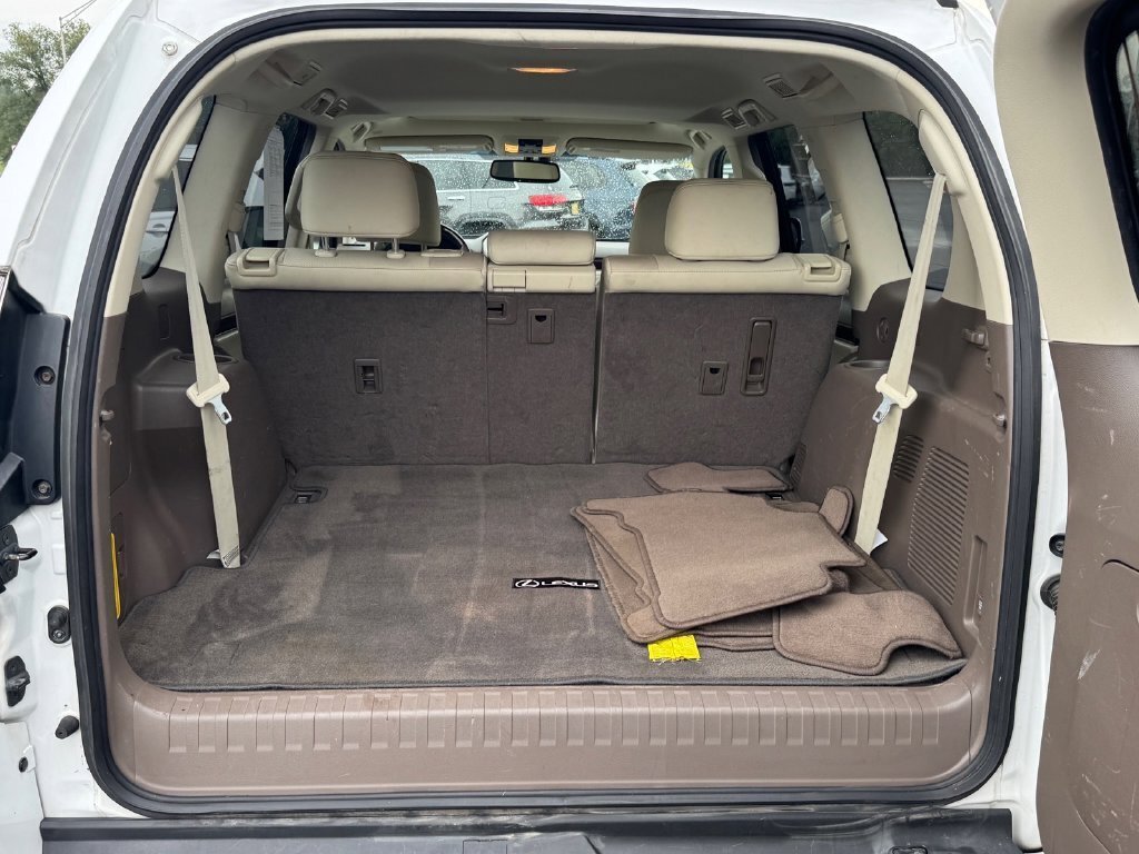 Used 2019 Lexus GX 460 Premium w/ Premium Package AWD/4WD image 17