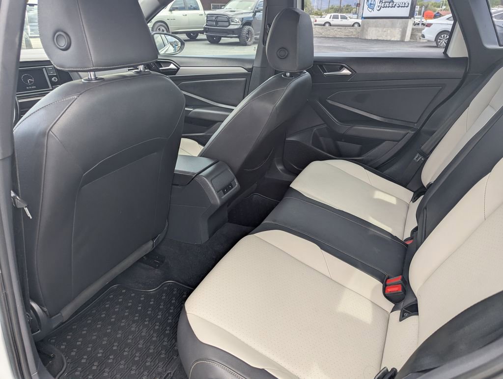 Used 2021 Volkswagen Jetta FWD image 30