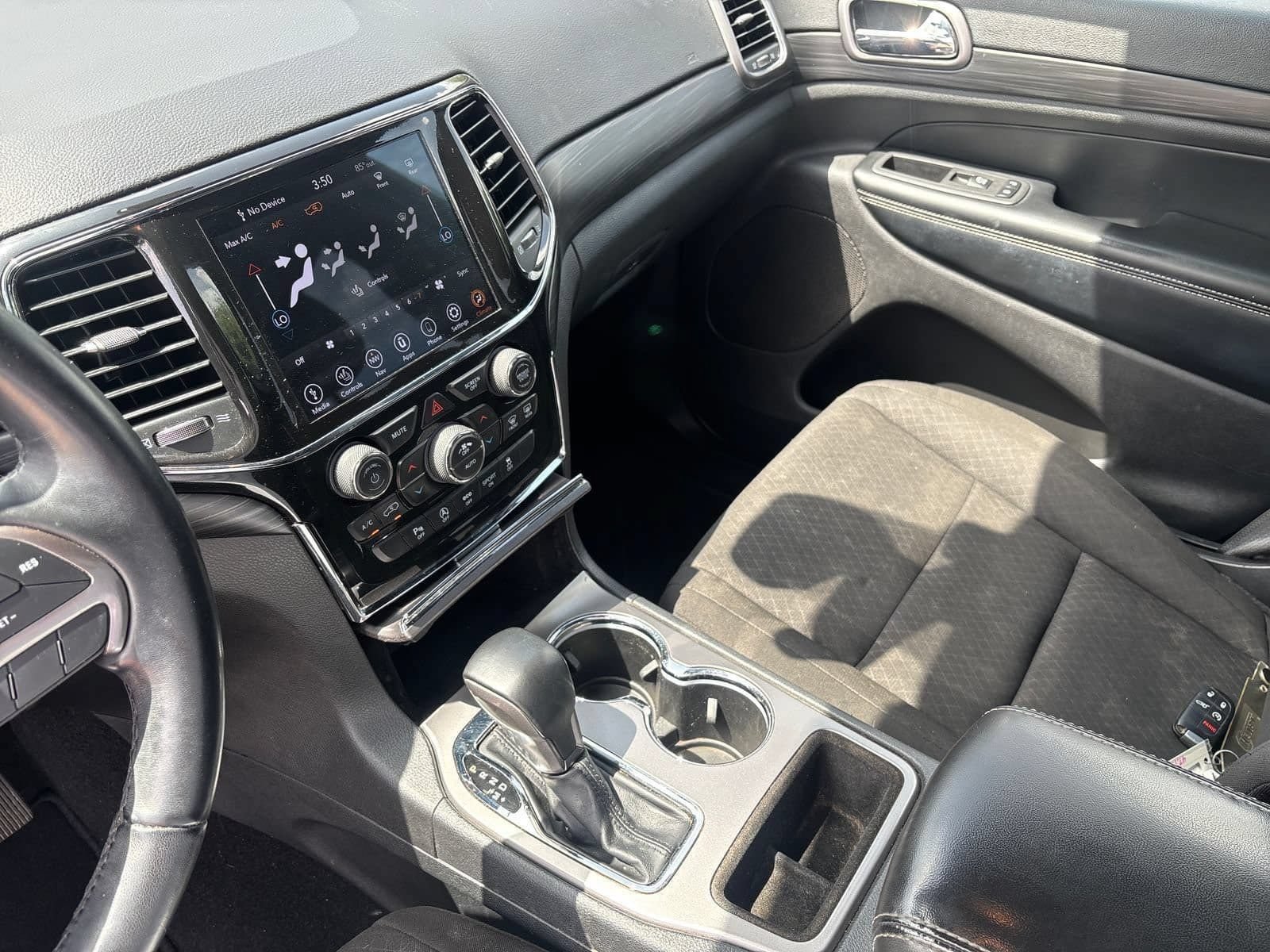 Used 2021 Jeep Grand Cherokee Freedom Edition RWD image 21