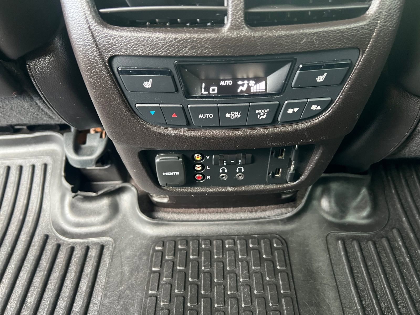 Used 2019 Acura MDX w/ Advance & Entertainment image 33