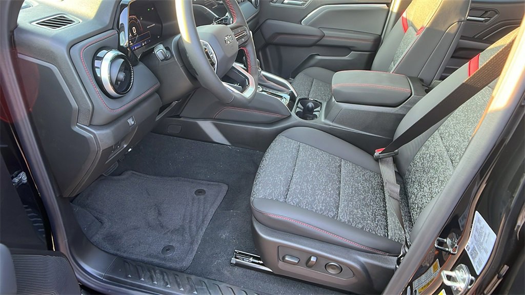 New 2026 Chevrolet Colorado Z71 image 13