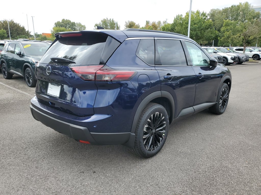 New 2026 Nissan Rogue Dark Armor FWD image 4