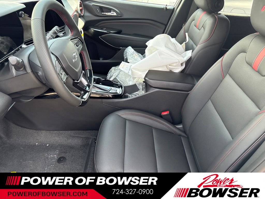 New 2026 Chevrolet Trax RS w/ Driver Confidence Package FWD image 4
