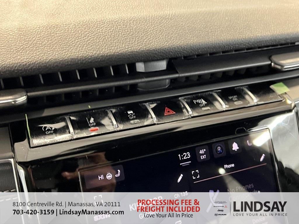 New 2025 Jeep Grand Cherokee Altitude image 36