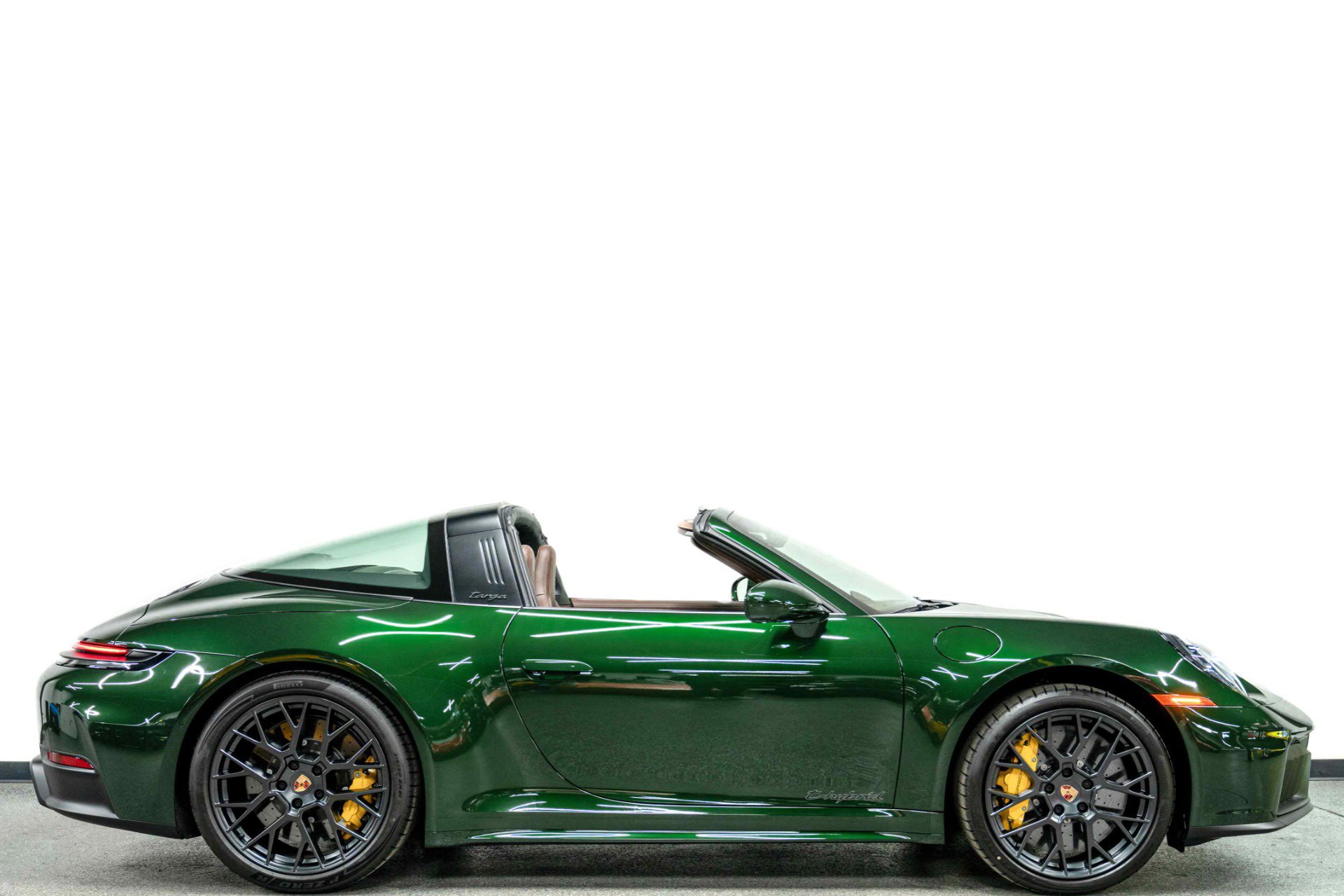 Used 2026 Porsche 911 Targa 4 GTS image 2