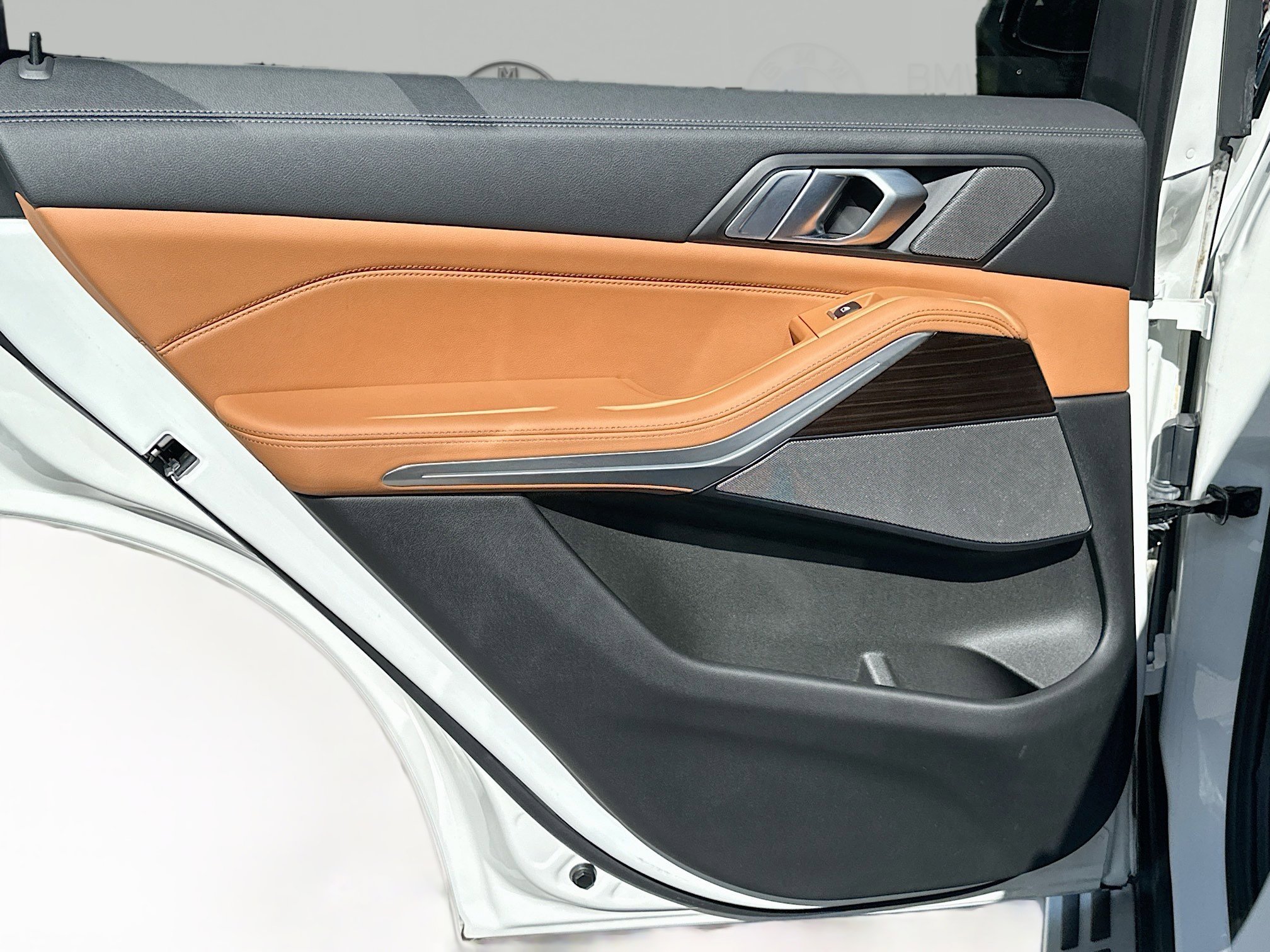 Certified 2023 BMW X5 xDrive45e w/ Parking Assistance Package image 28