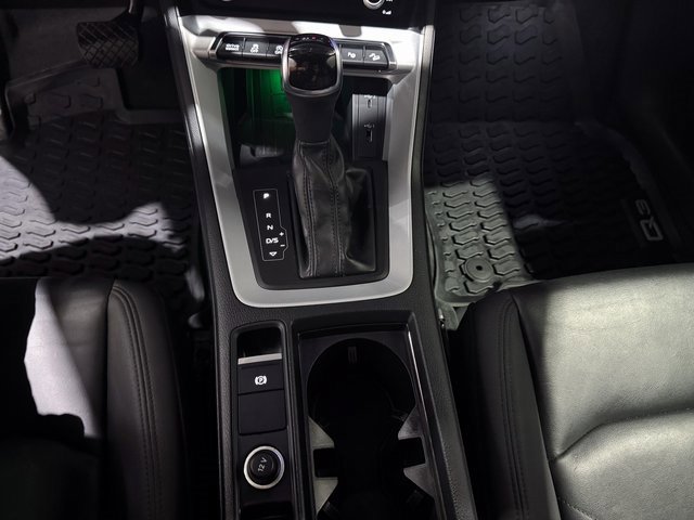Used 2021 Audi Q3 2.0T Premium Plus w/ Premium Plus Package image 19