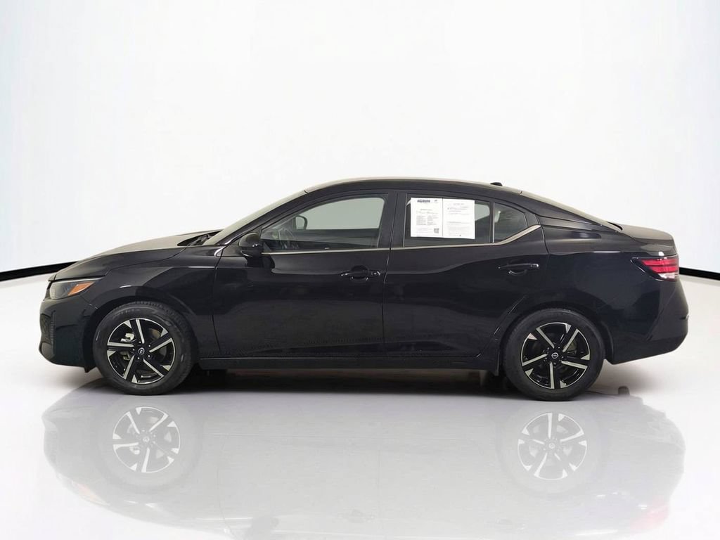 Used 2025 Nissan Sentra SV FWD image 8