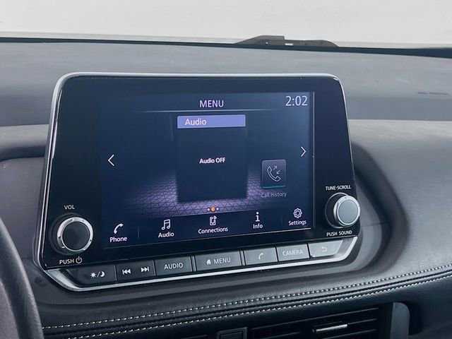 Used 2024 Nissan Rogue S image 12