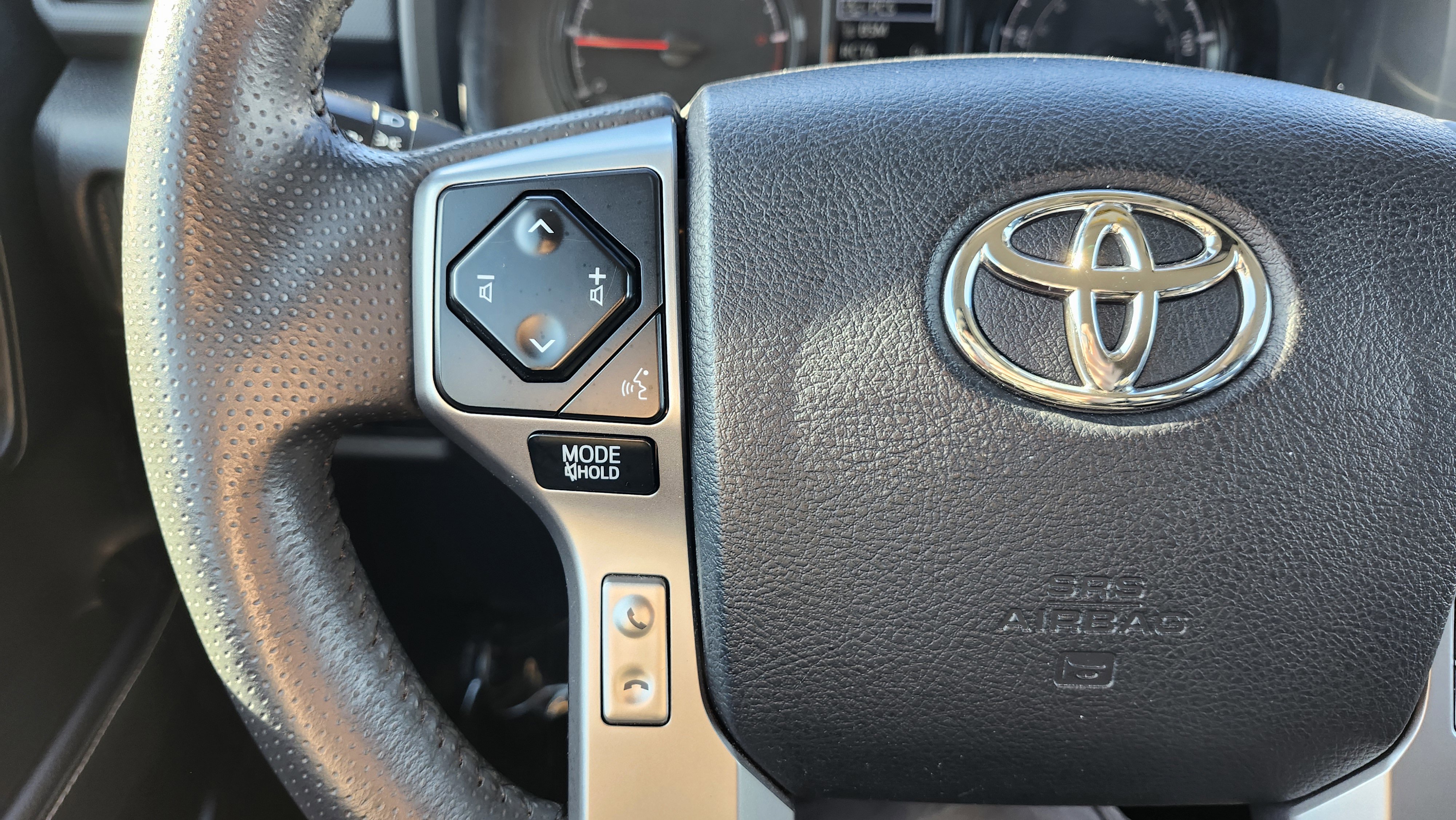 Used 2023 Toyota 4Runner SR5 image 33