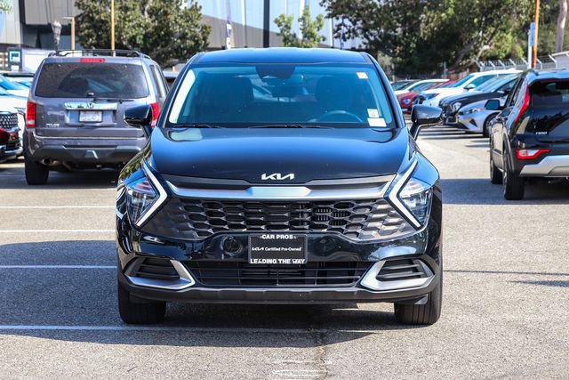 Used 2023 Kia Sportage LX AWD/4WD image 3