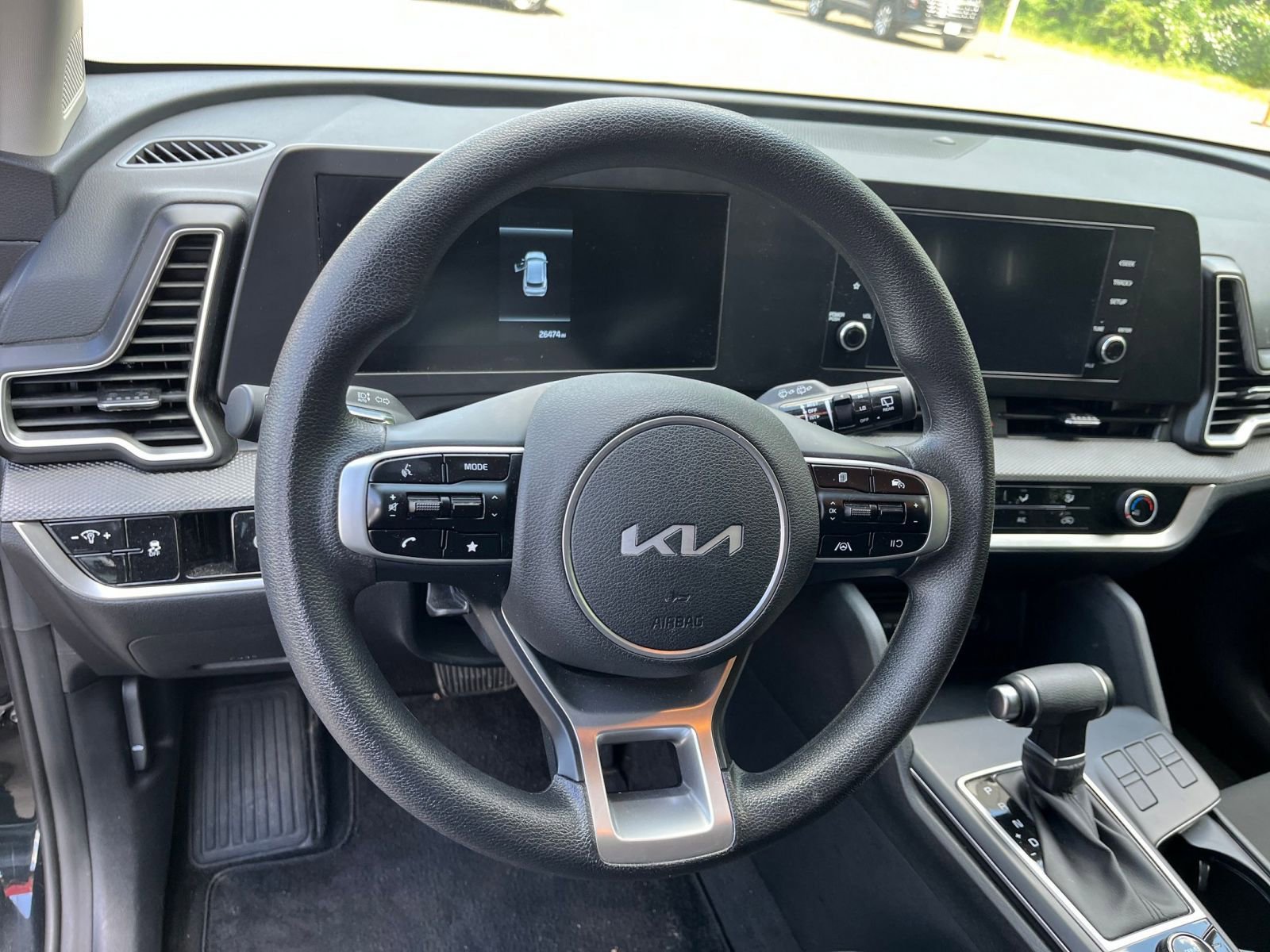 Used 2025 Kia Sportage LX FWD image 27