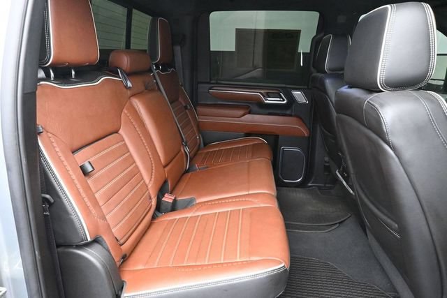 Used 2024 GMC Sierra 2500 Denali Ultimate AWD/4WD image 37
