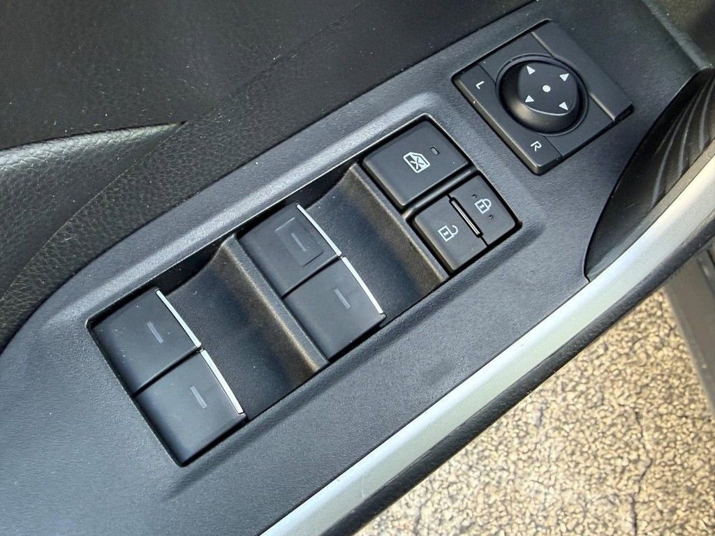 Used 2025 Toyota RAV4 XLE image 15