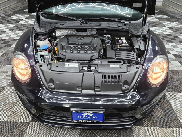 Used 2019 Volkswagen Beetle 2.0T S FWD image 32