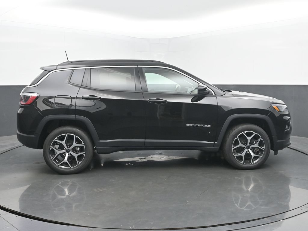 New 2026 Jeep Compass Limited w/ Sun, Sound & Navigation Group AWD/4WD image 6