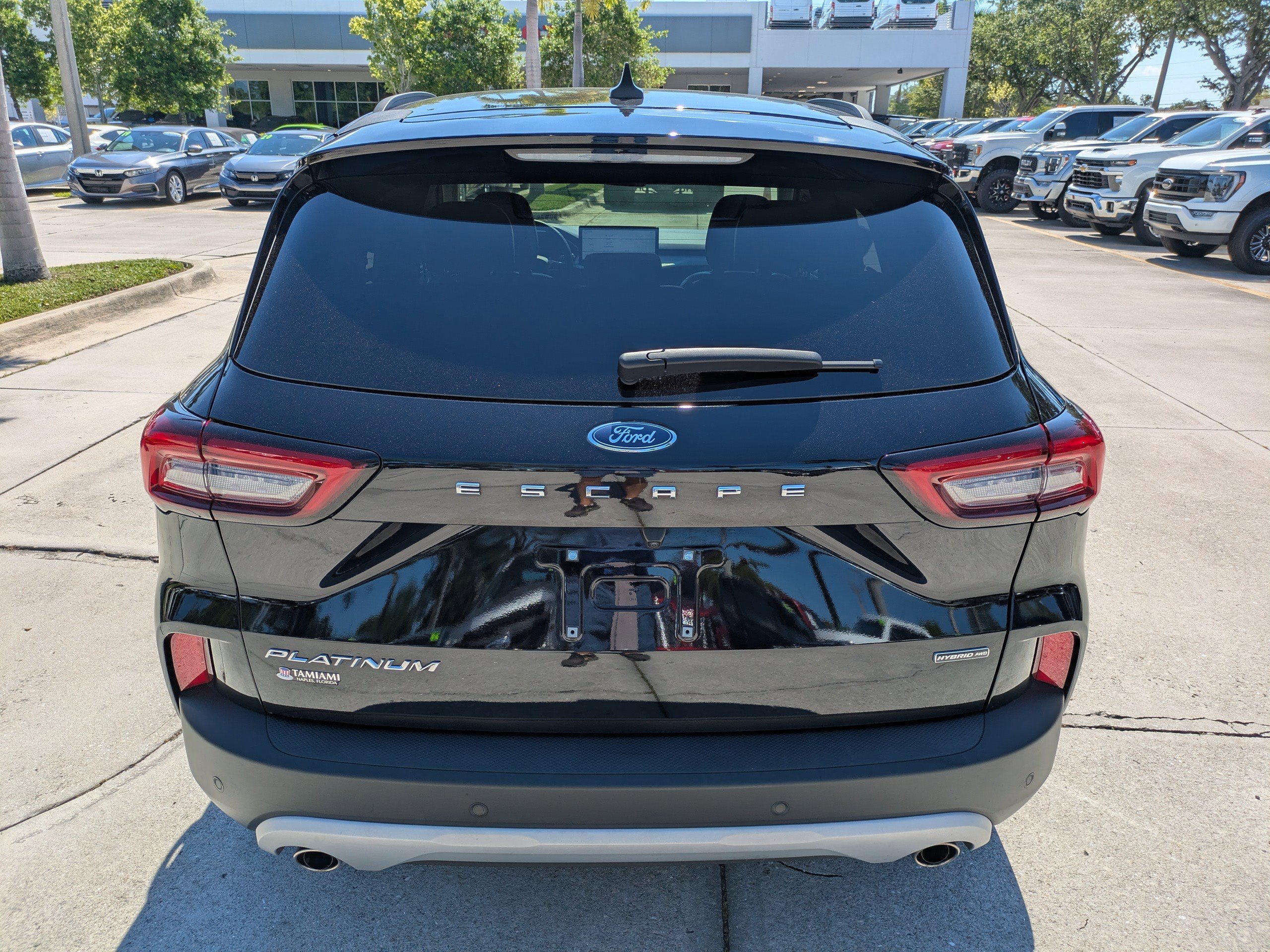 Certified 2023 Ford Escape Platinum AWD/4WD image 5